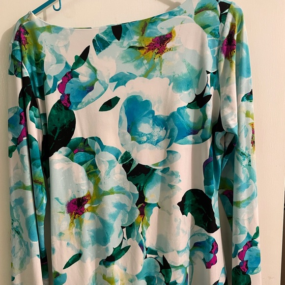 Small blouse - Picture 2 of 4